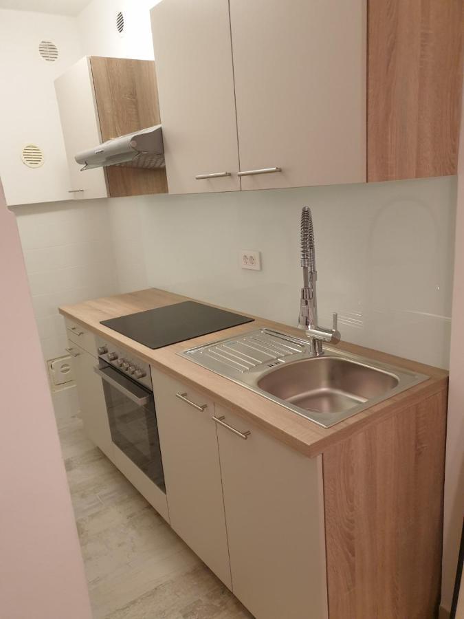 Apartman P-E PUY Eksteriør bilde